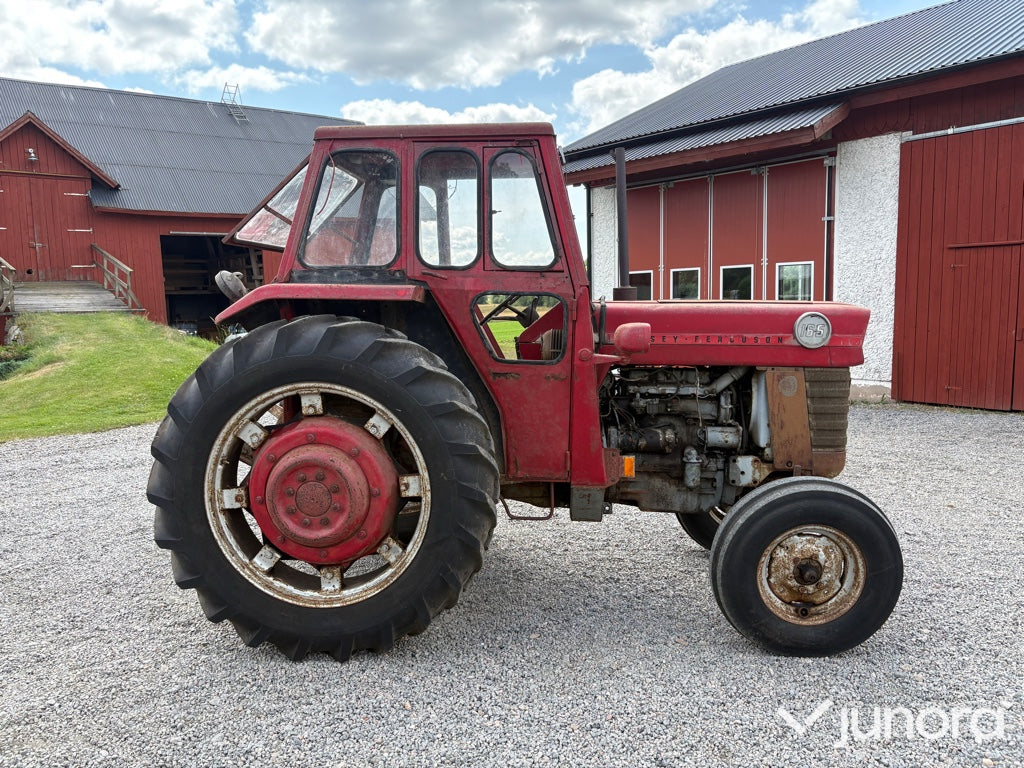 Massey Ferguson 165