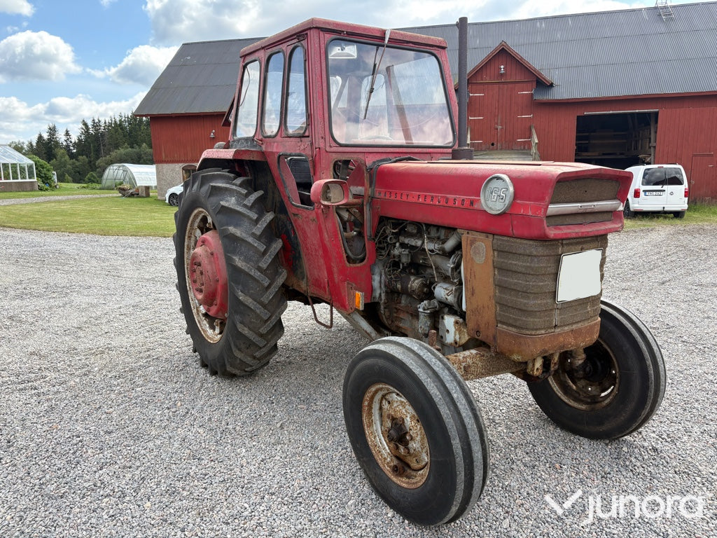 Massey Ferguson 165