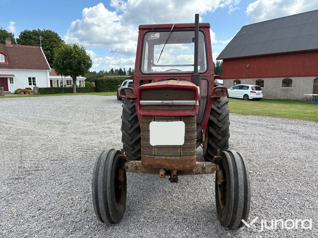 Massey Ferguson 165