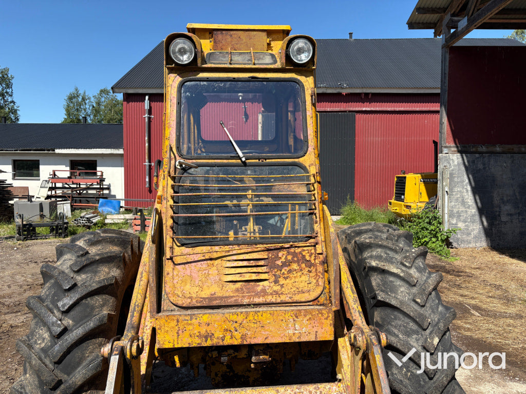 Volvo BM 640