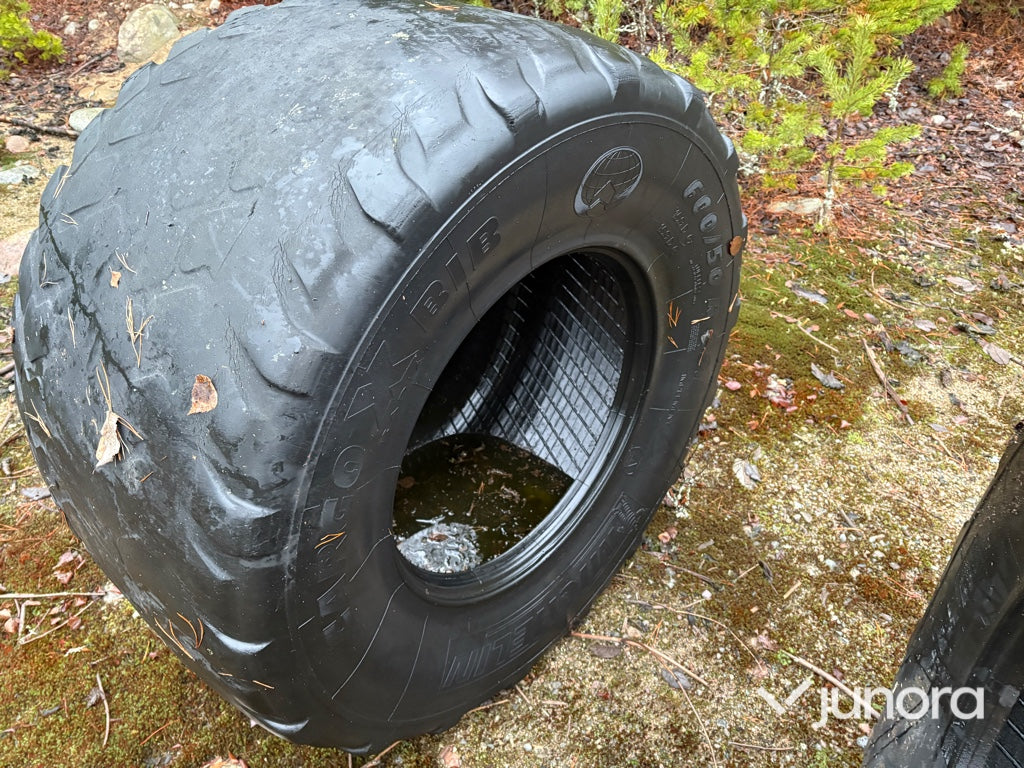 Däck - Michelin, 600/50 R22,5