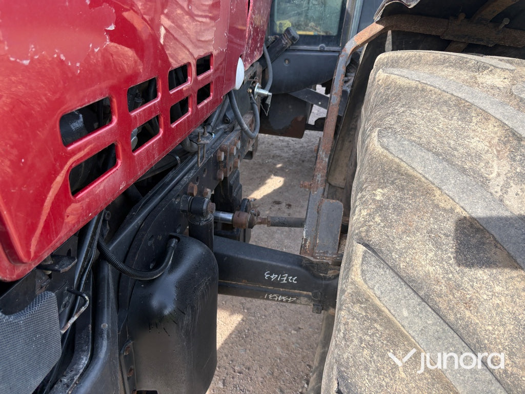 Traktor Valtra 8950-4
