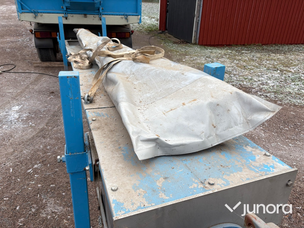 Torkvagn/Spannmålsvagn med tipp - 25 kubik