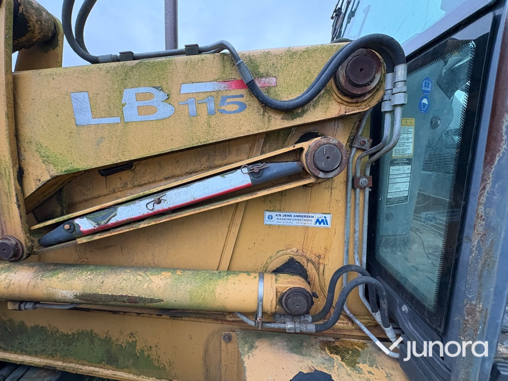 Grävlastare – New Holland LB115, 4WD