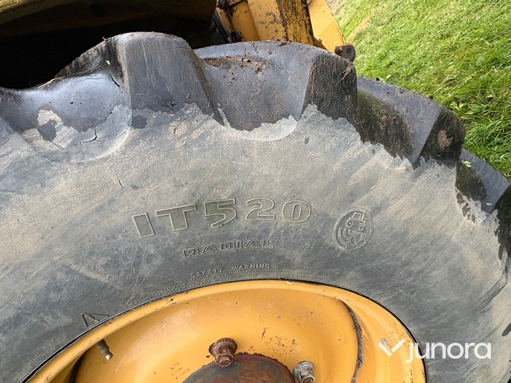 Grävlastare – New Holland LB115, 4WD