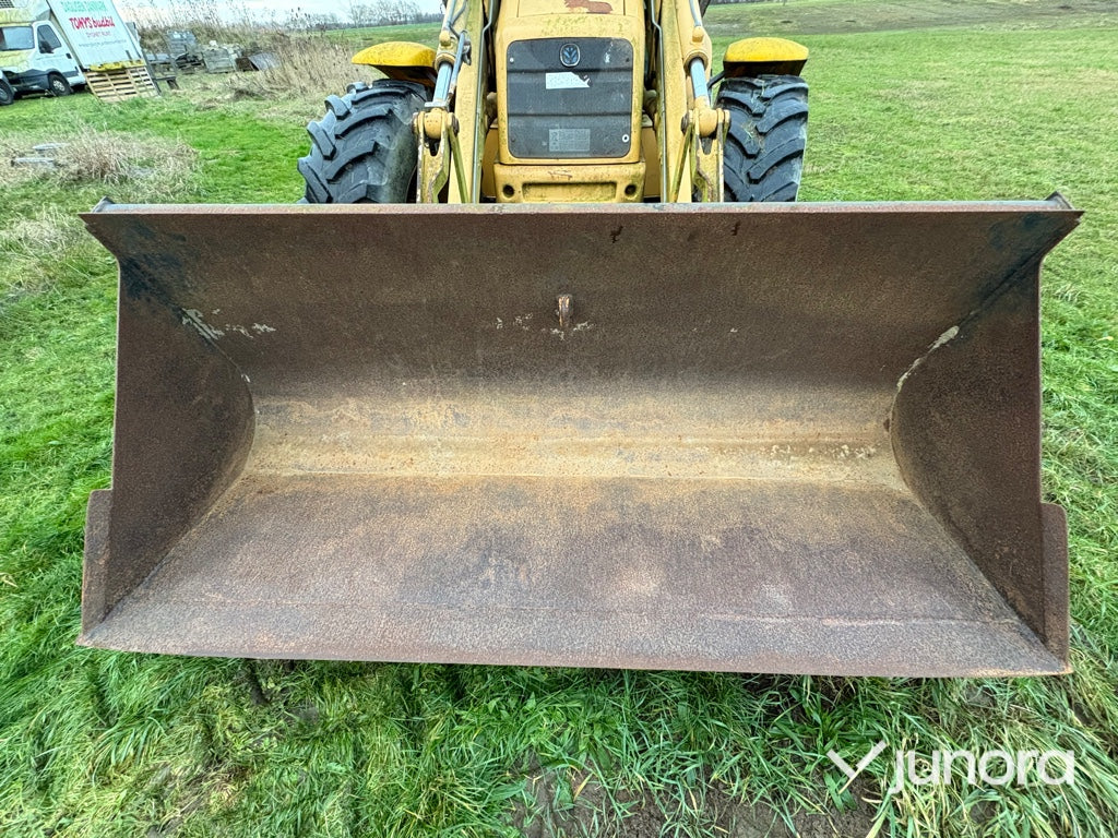 Grävlastare – New Holland LB115, 4WD
