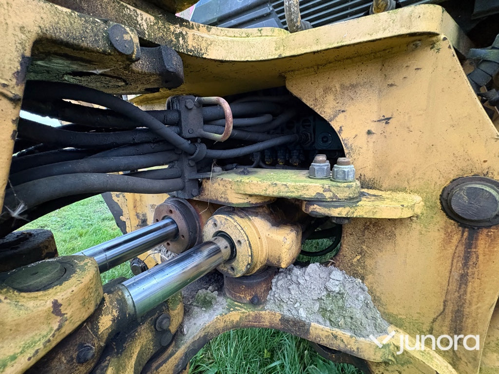 Grävlastare – New Holland LB115, 4WD