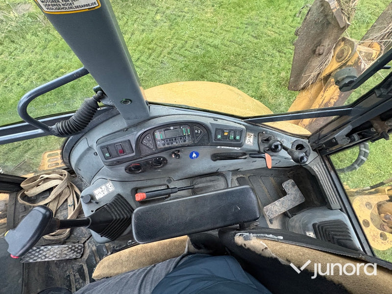 Grävlastare – New Holland LB115, 4WD