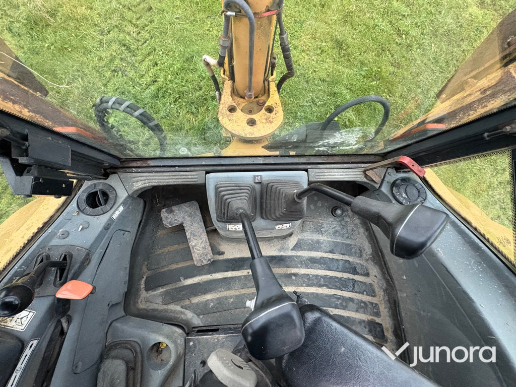 Grävlastare – New Holland LB115, 4WD