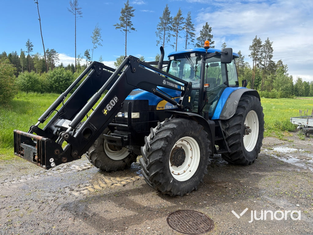 Traktor - NEW HOLLAND, TM 190 4WD