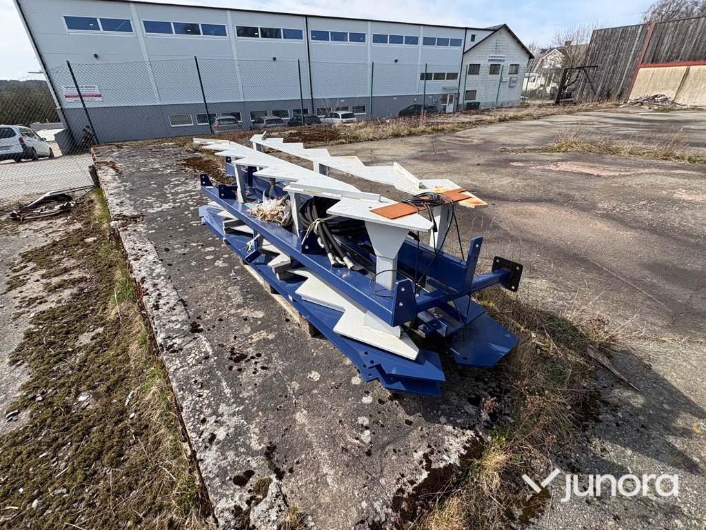 Lyftbord/Matarbord Stegmatare IP 3m