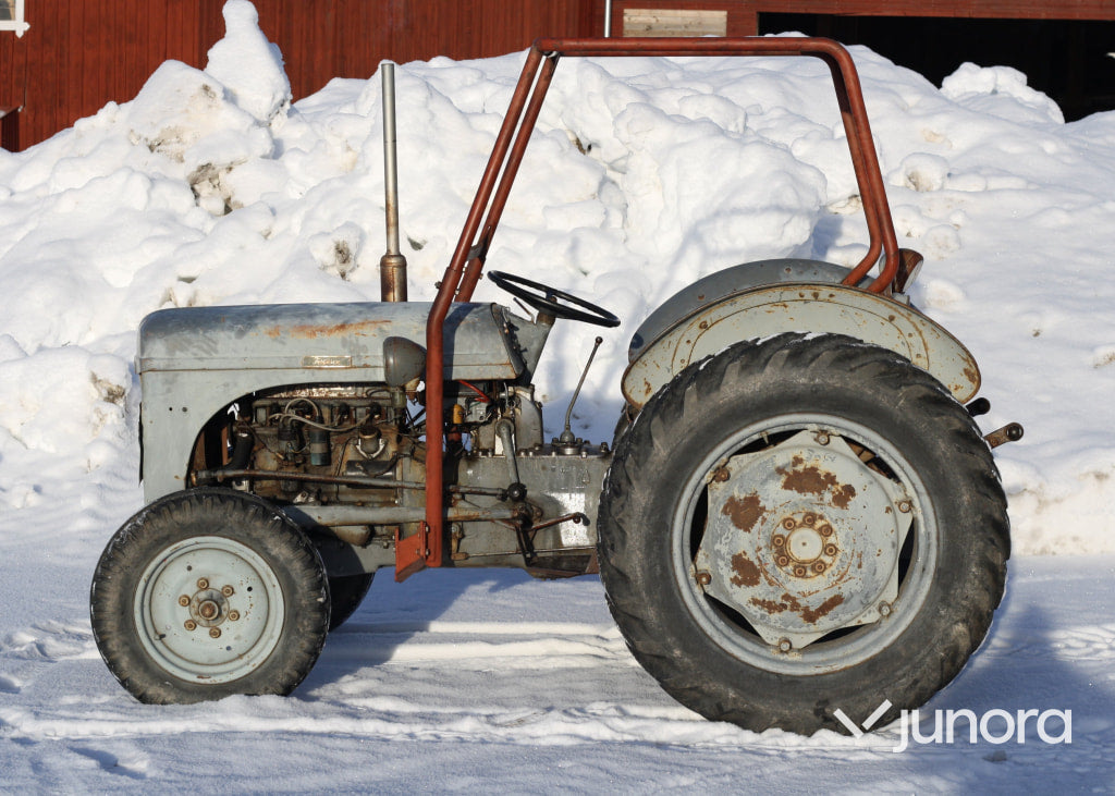 Traktor - Massey Ferguson, TEA 20