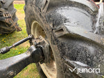 Traktor Valmet 6400 med lastare och twin-track