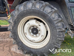 Traktor Valmet 6400 med lastare och twin-track