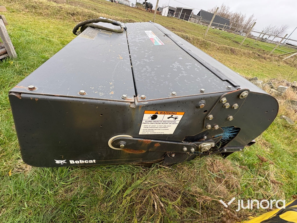 Sopaggregat – Bobcat 84 Sweeper