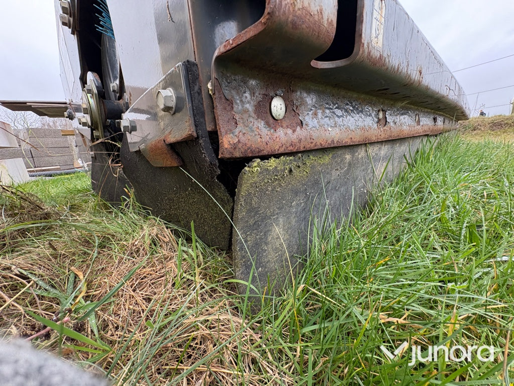 Sopaggregat – Bobcat 84 Sweeper