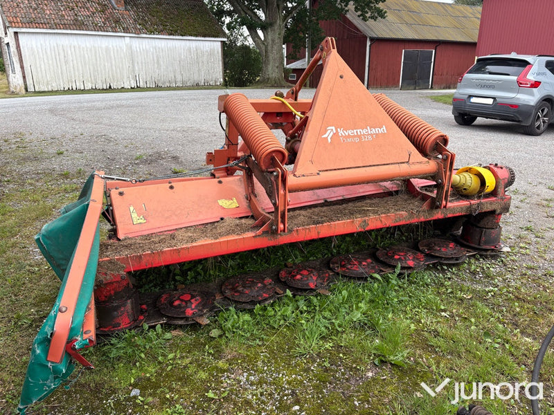 Slåtterkross Kverneland Taarup 328 F