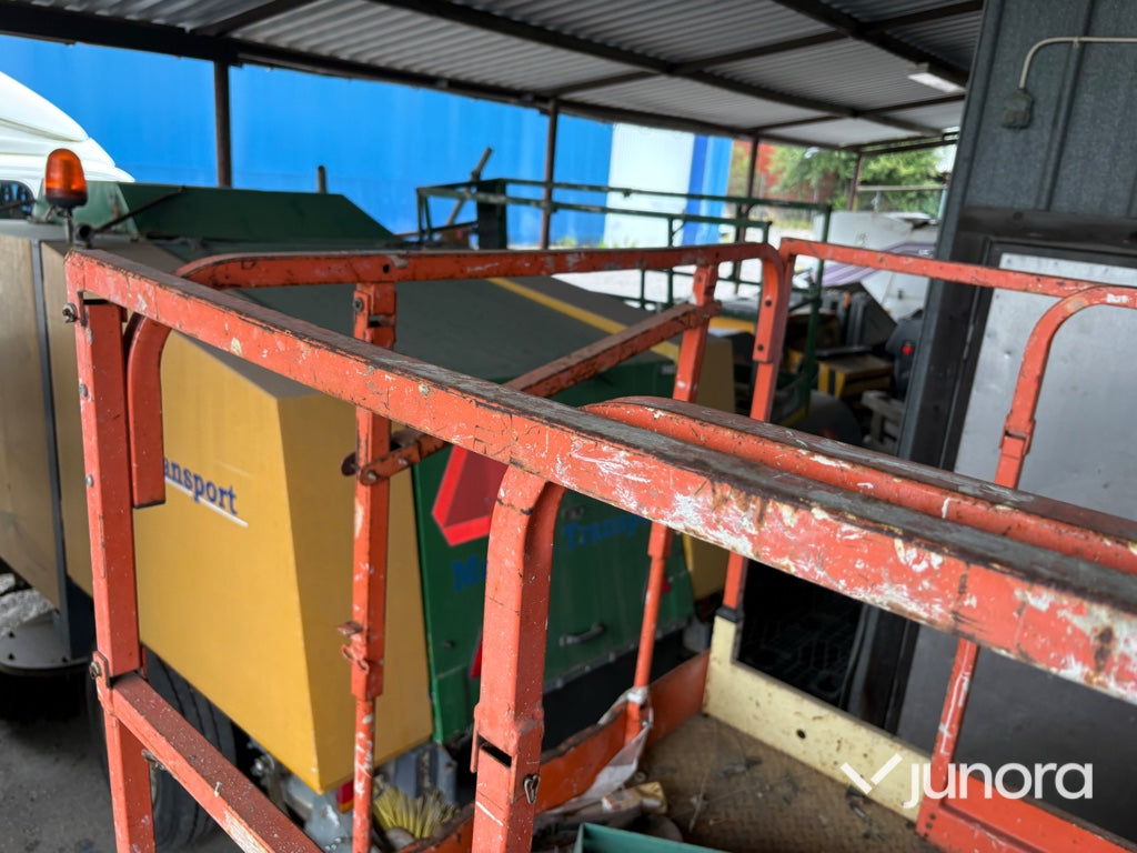 Saxlift JLG 2658E