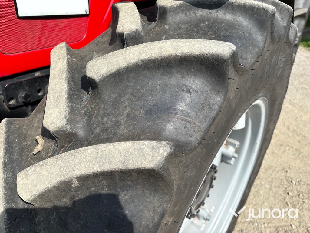 Traktor med lastare - Massey Ferguson, 4255-4