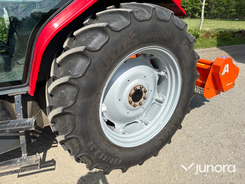 Traktor med lastare - Massey Ferguson, 4255-4