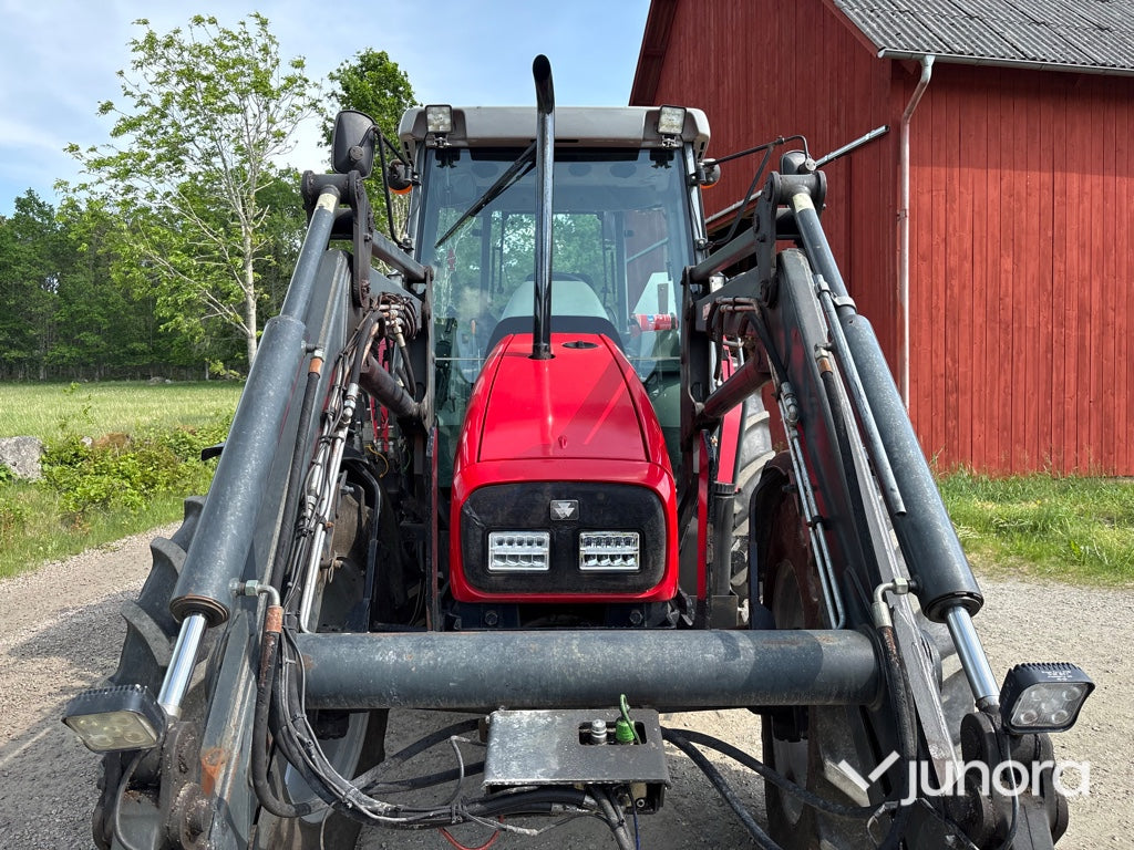 Traktor med lastare - Massey Ferguson, 4255-4
