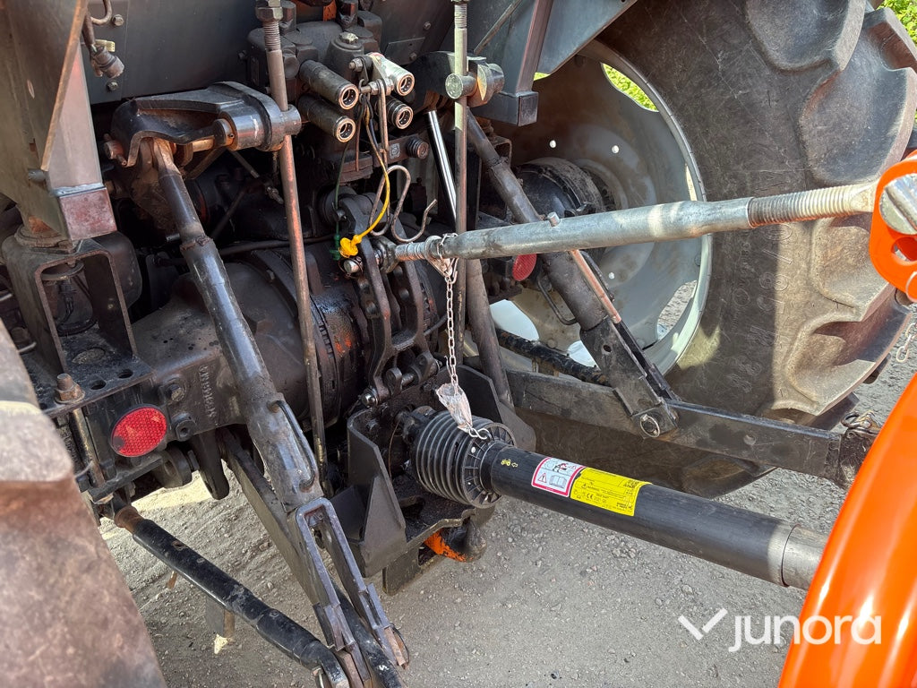 Traktor med lastare - Massey Ferguson, 4255-4