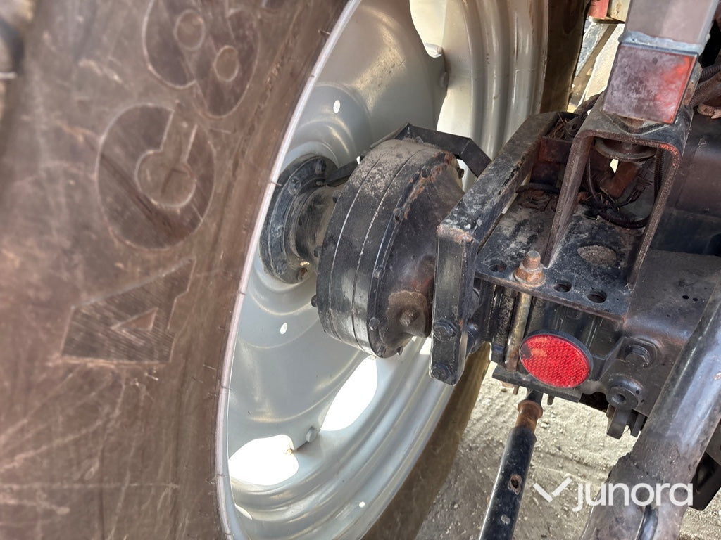 Traktor med lastare - Massey Ferguson, 4255-4