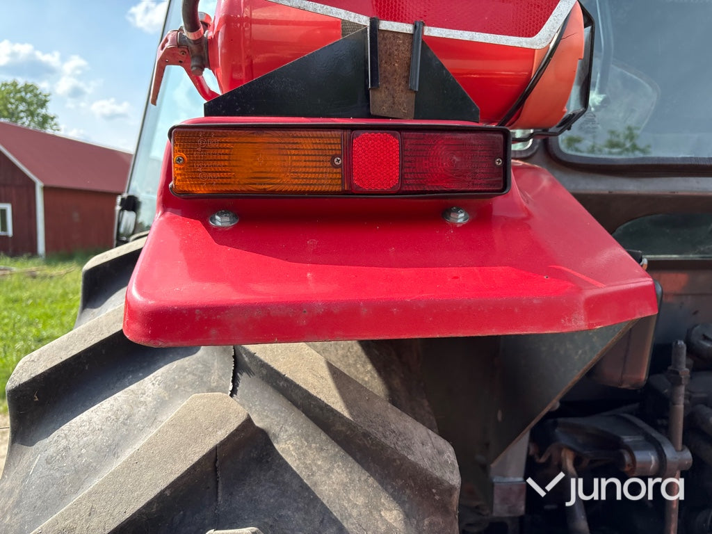 Traktor med lastare - Massey Ferguson, 4255-4