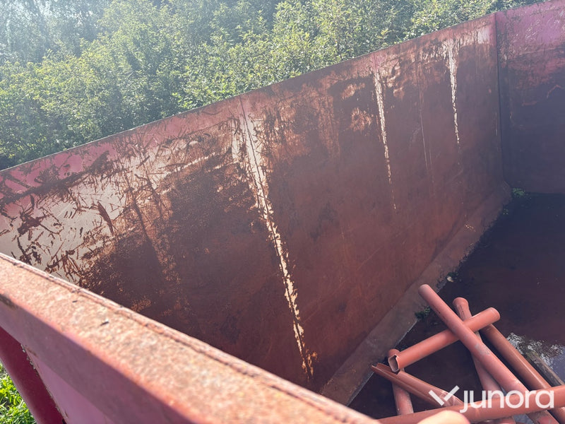 Container/lastväxlarcontainer