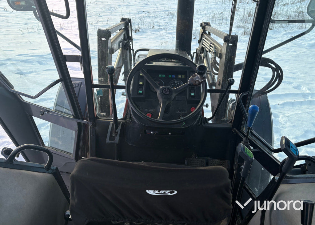 Traktor - Valmet 365-4, med lastare