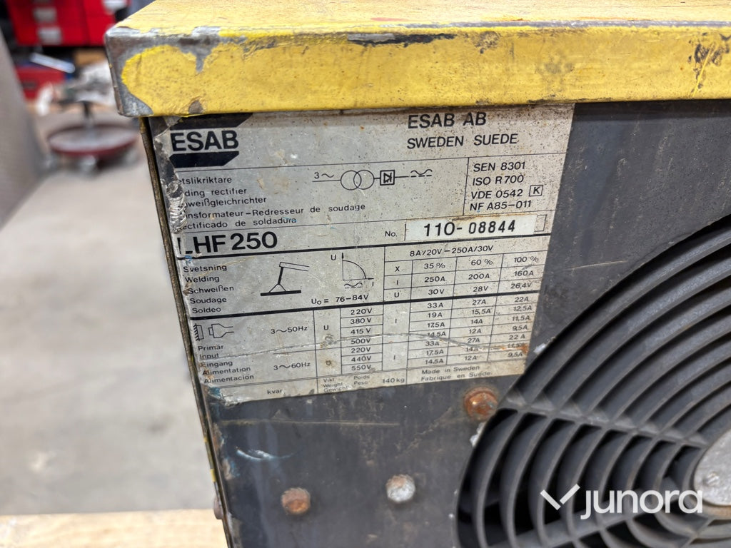 Svets ESAB LHF 250