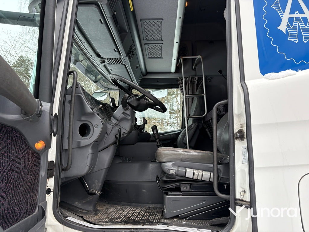 Hästlastbil - Scania, R94 4X2