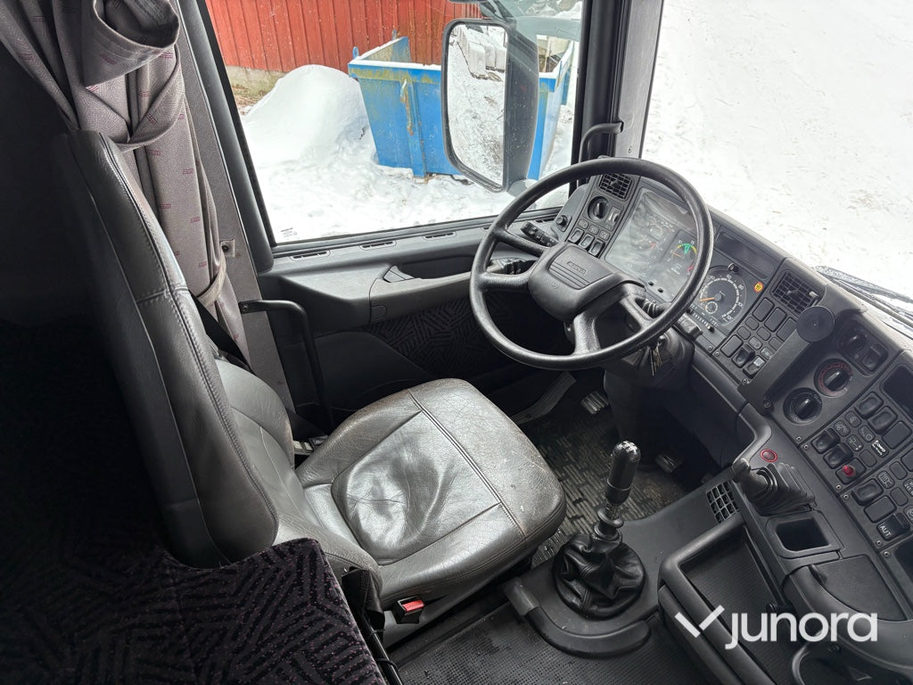 Hästlastbil - Scania, R94 4X2