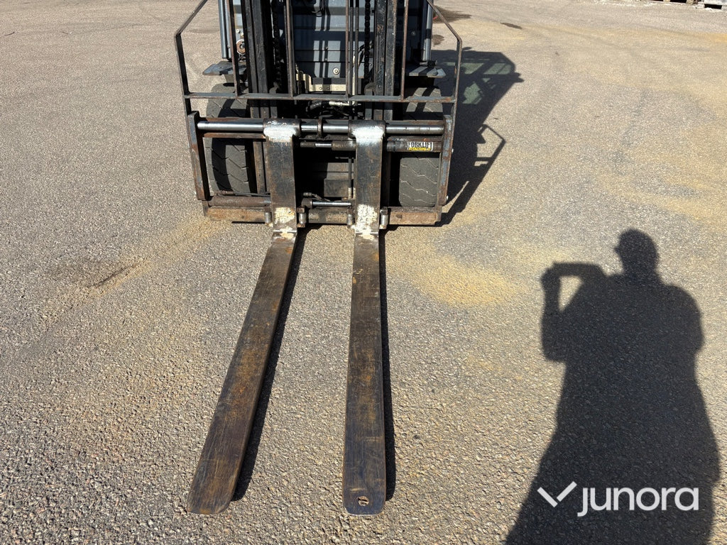 Truck Toyota Tonero 8FDF30