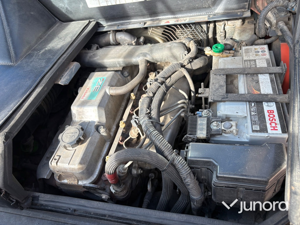 Truck Toyota Tonero 8FDF30