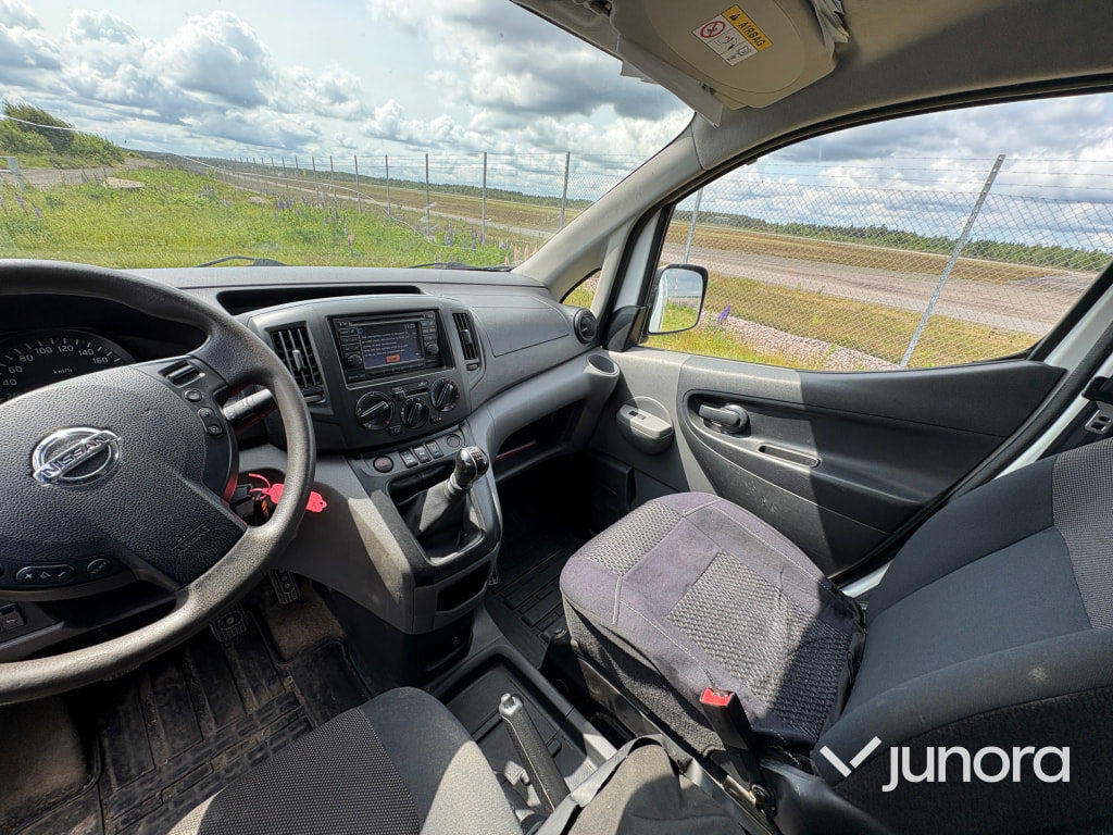 Nissan NV200
