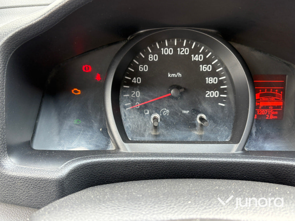 Nissan NV200