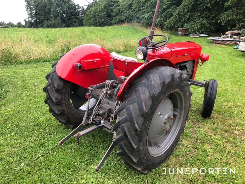 Massey Ferguson 25