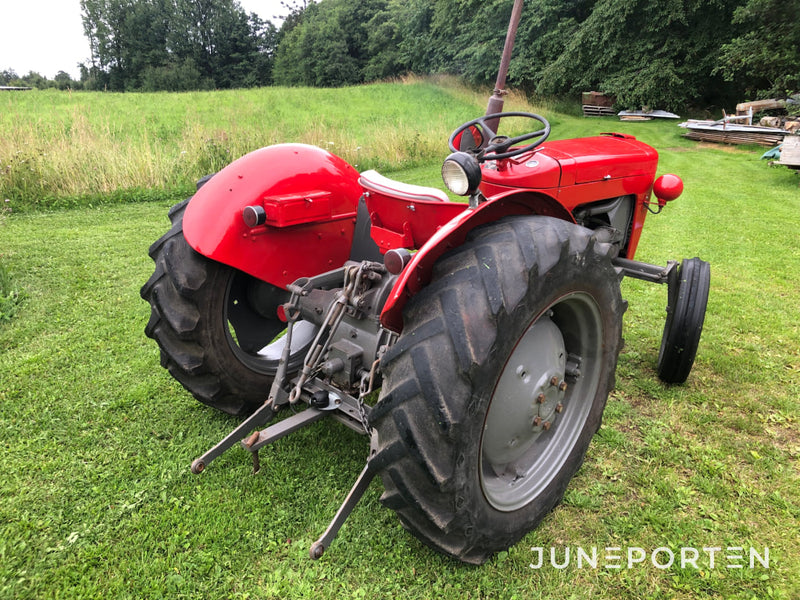 Massey Ferguson 25
