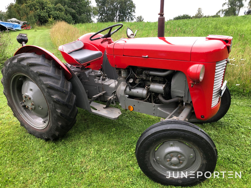 Massey Ferguson 25