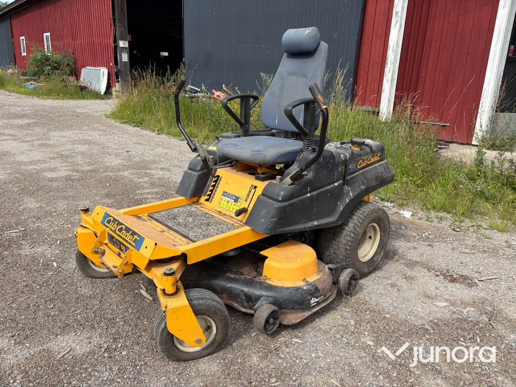 Åkgräsklippare - Cub Cadet RZT-50