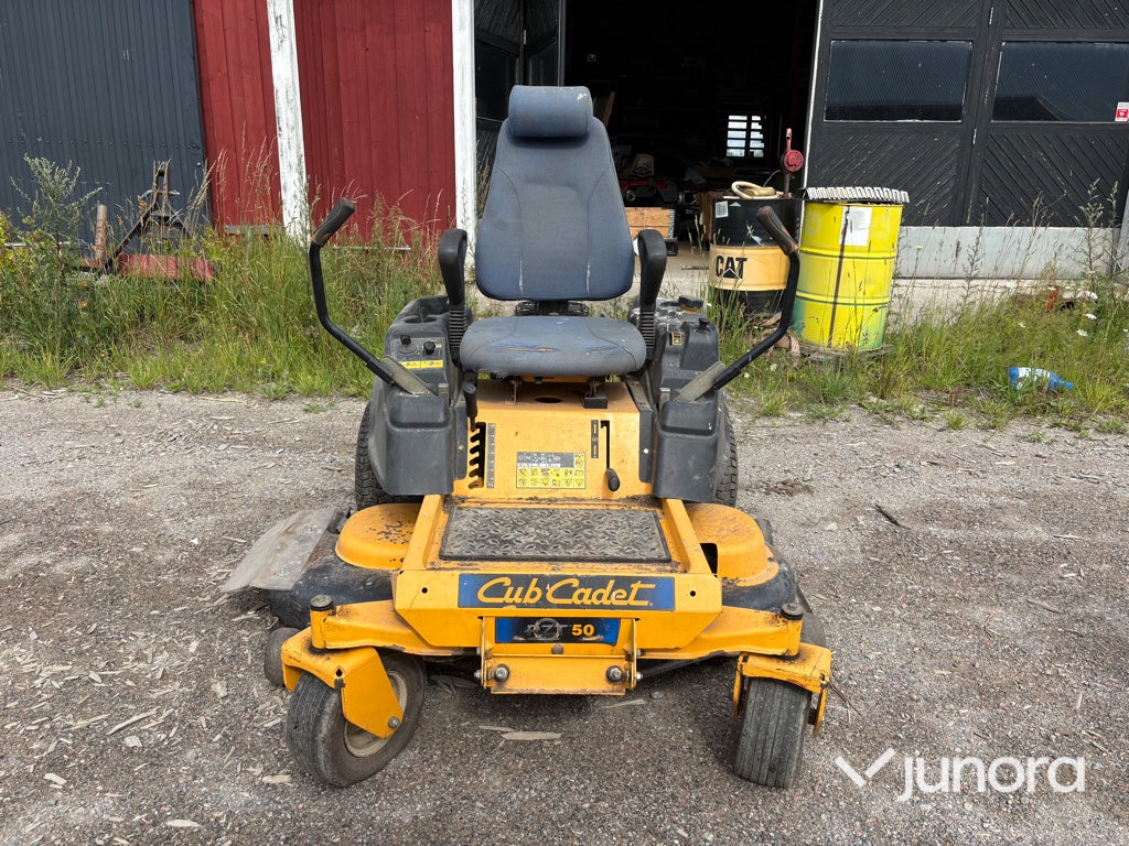Åkgräsklippare - Cub Cadet RZT-50