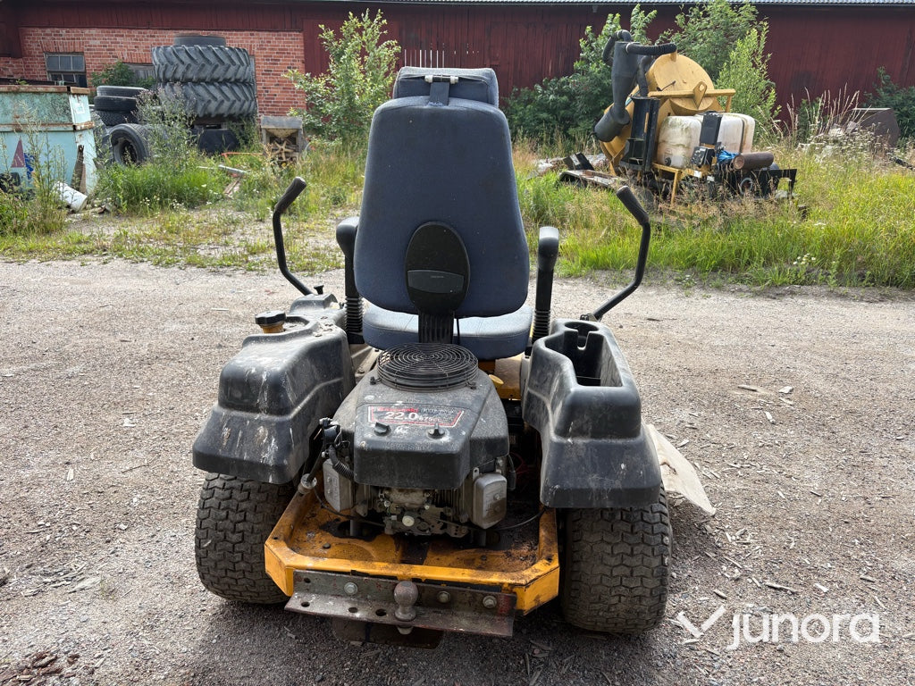 Åkgräsklippare - Cub Cadet RZT-50