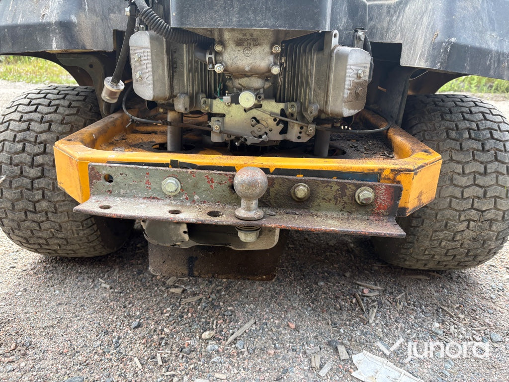 Åkgräsklippare - Cub Cadet RZT-50