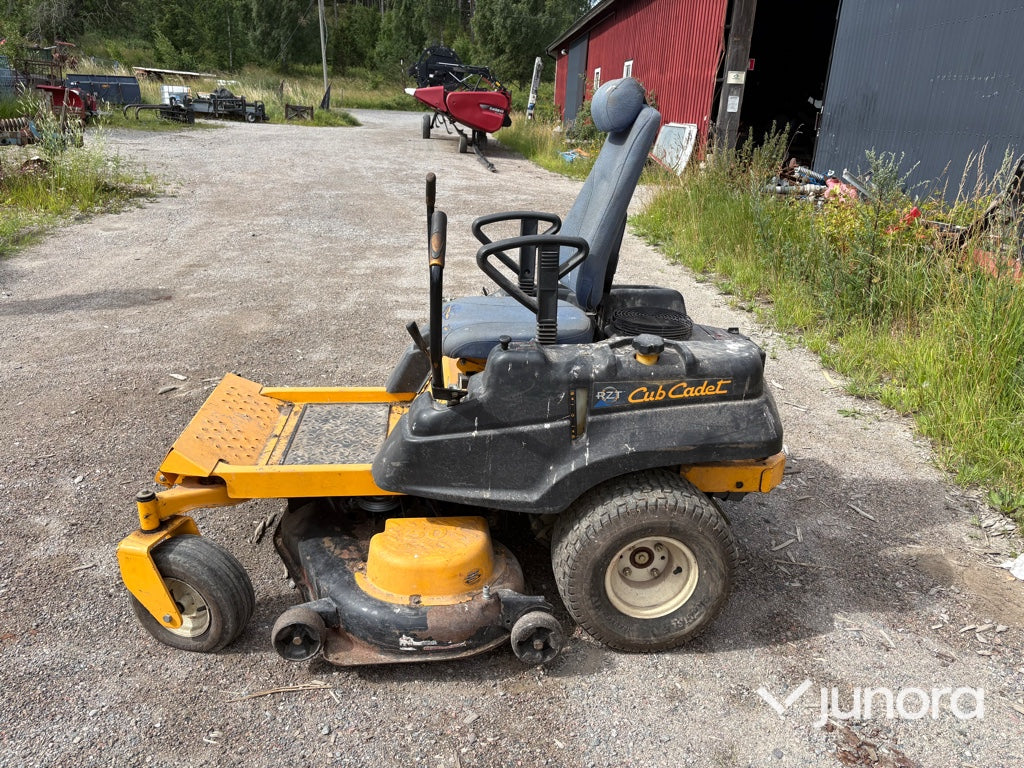 Åkgräsklippare - Cub Cadet RZT-50