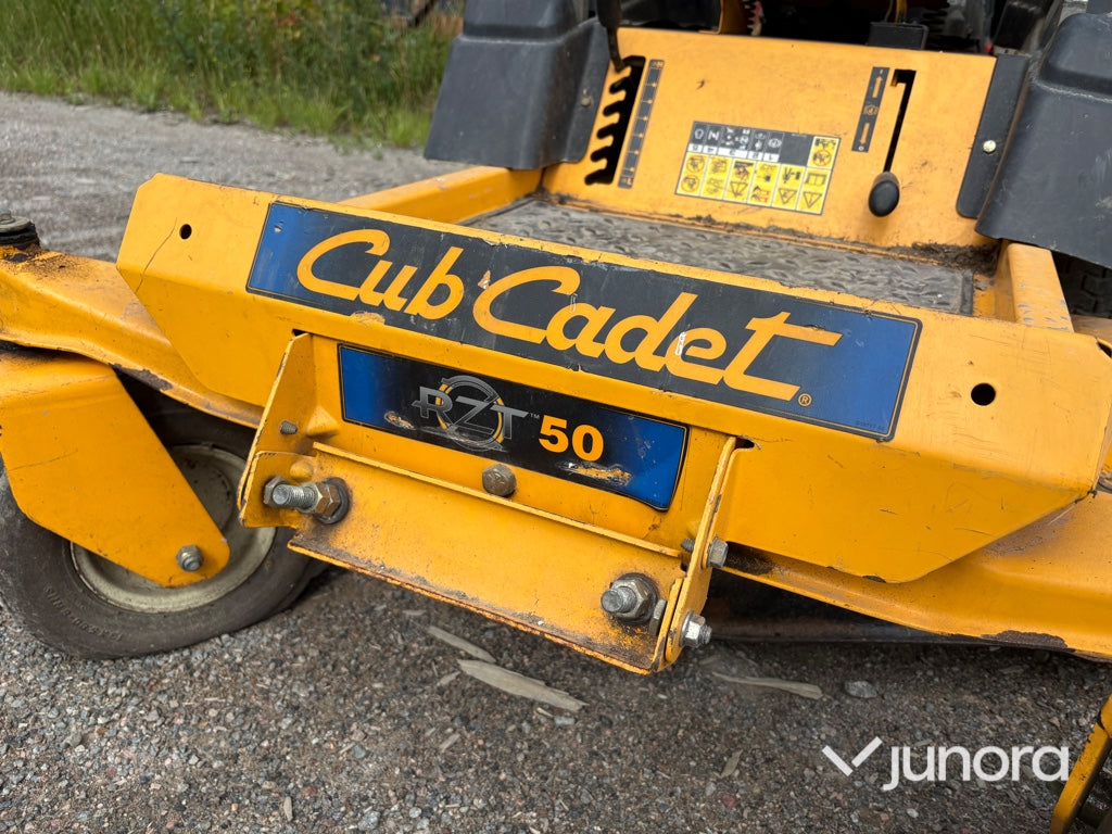 Åkgräsklippare - Cub Cadet RZT-50