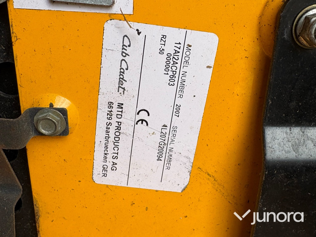 Åkgräsklippare - Cub Cadet RZT-50