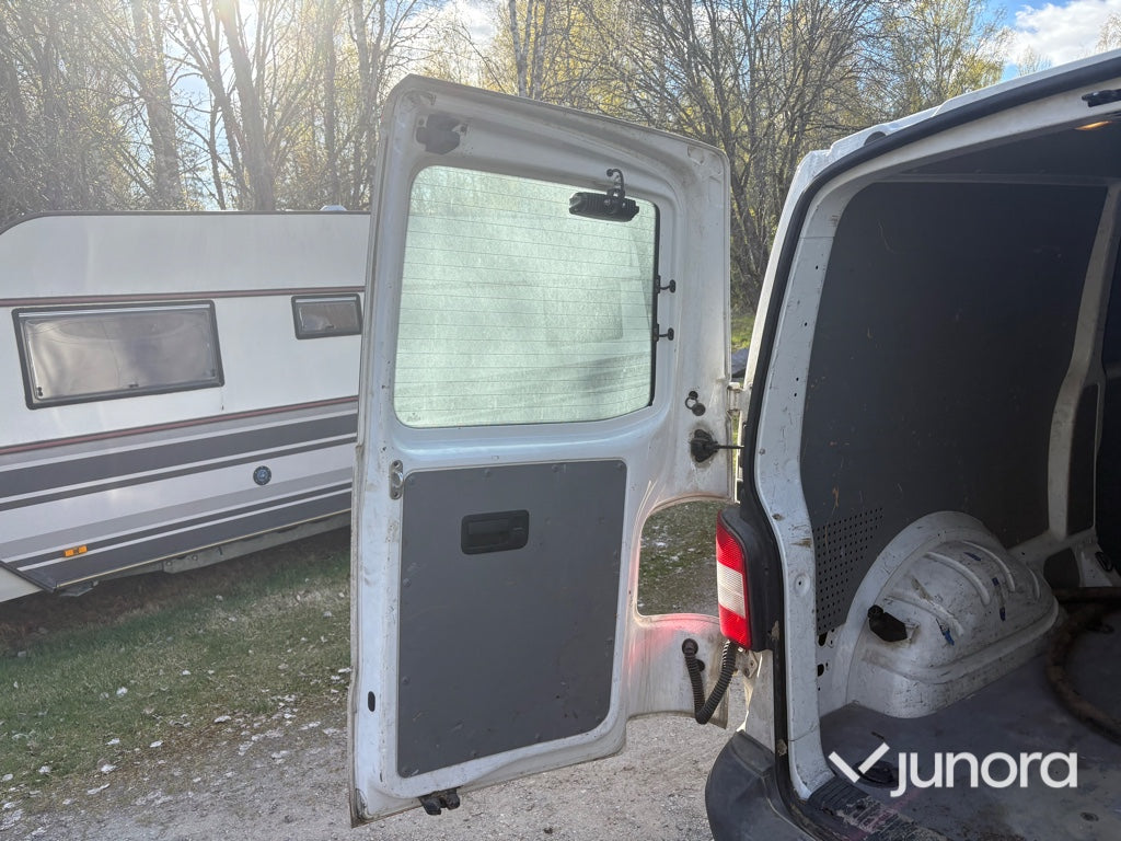 Skåpbil - Volkswagen, Transporter T5 2.0
