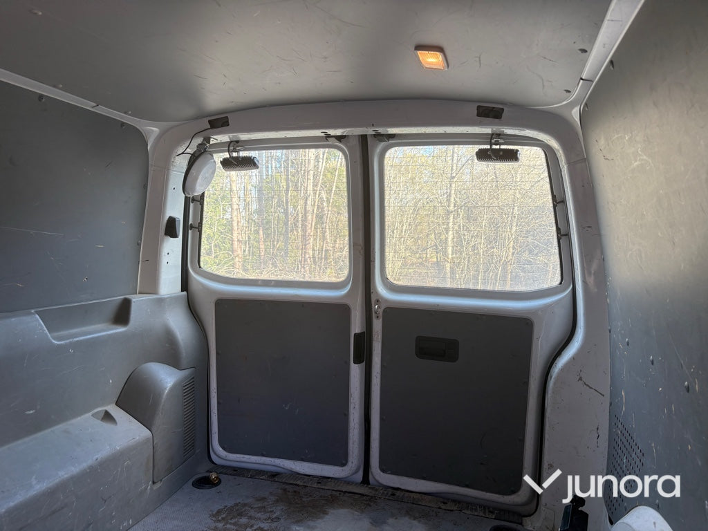 Skåpbil - Volkswagen, Transporter T5 2.0