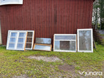 8 st äldre fönster